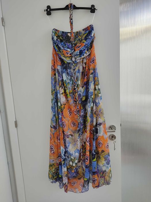 Vestido maxi sem costas em tecido muito fino