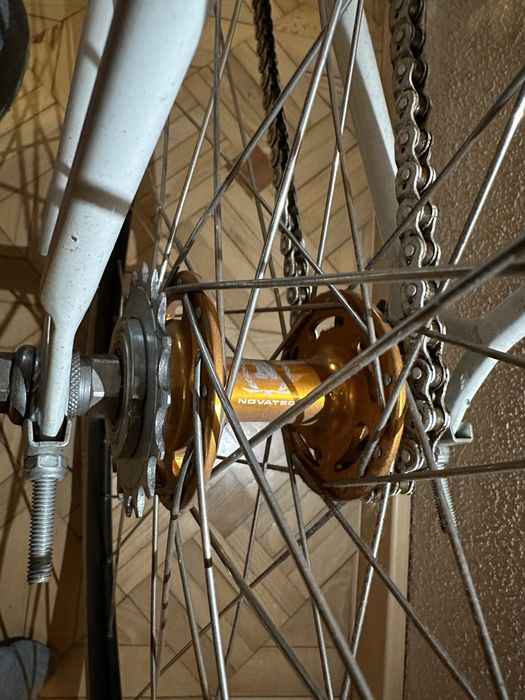 Ostre koło fixed gear rower Romet
