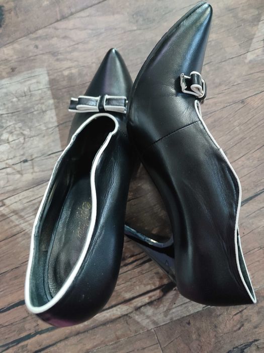 Туфлі човники ( батільйони) чорні на каблуку