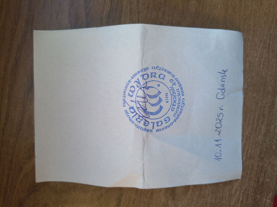 Nowy komplet biżuterii – kolczyki + zawieszka + łańcuszek