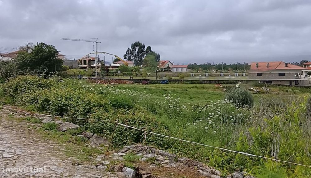 Venda de Terreno de construção com 1600m², Subportela, Viana do Cas
