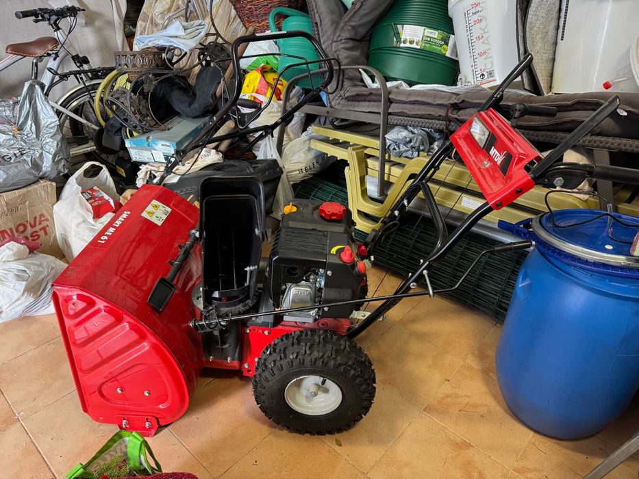 Снігоприбиральна машина MTD ME 61