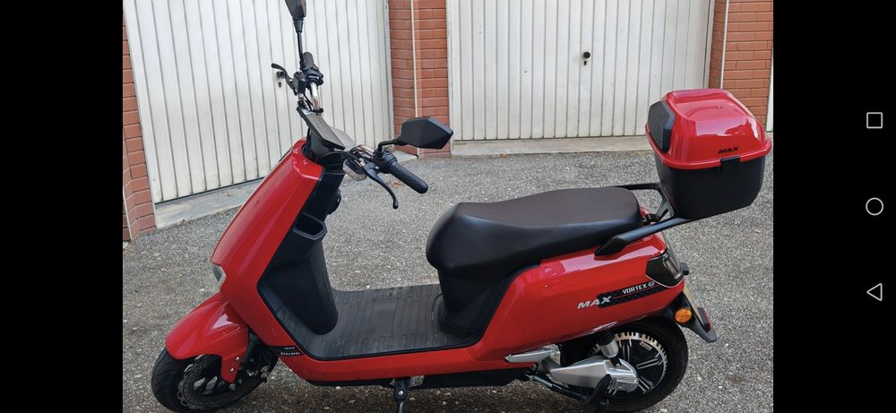 Scooter eléctrica Vortex Max - Como Nova