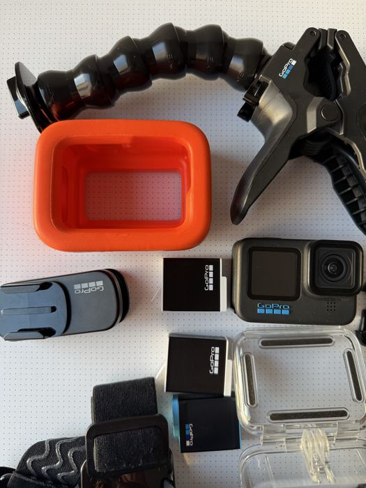 GoPro Hero 10 Black + ACESSÓRIOS