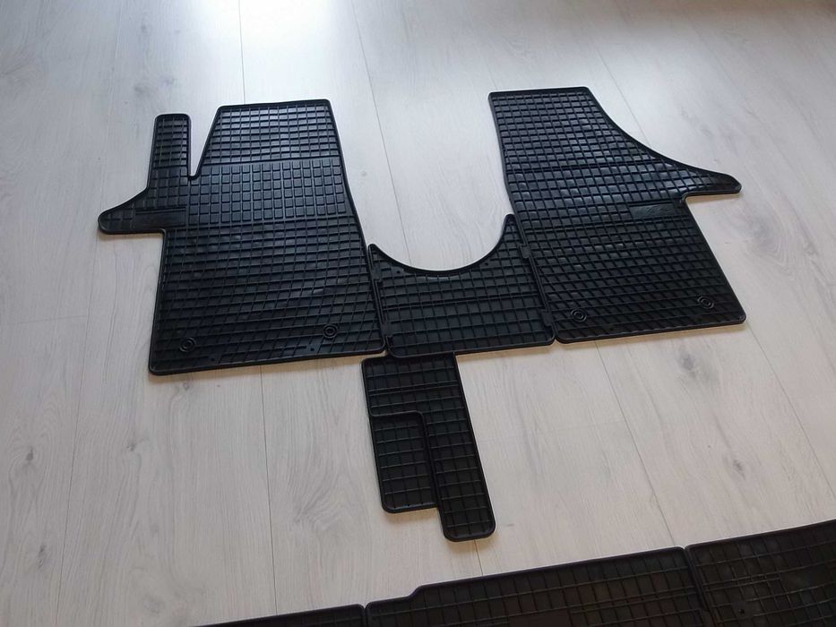 Dywaniki Gumowe VW Volkswagen T5 T6 Rok 03- DOKA Dopasowane