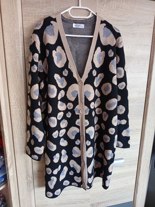 Płaszczyk wiosenny sweterkowy wiskoza