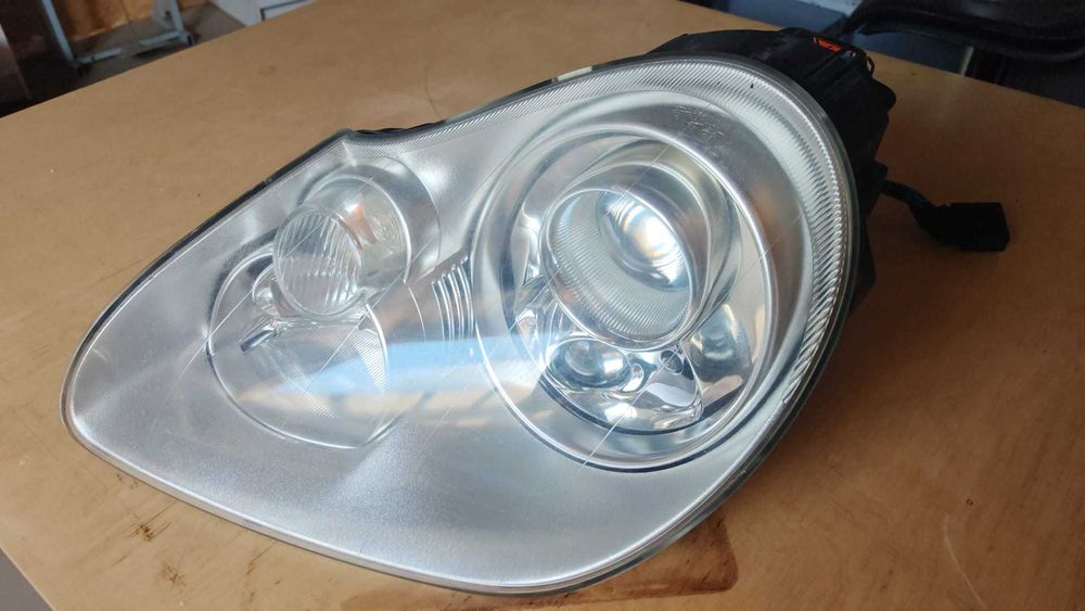 Oryginalne reflektory Porsche Cayenne 955 2003–2006 Xenon Valeo – komplet