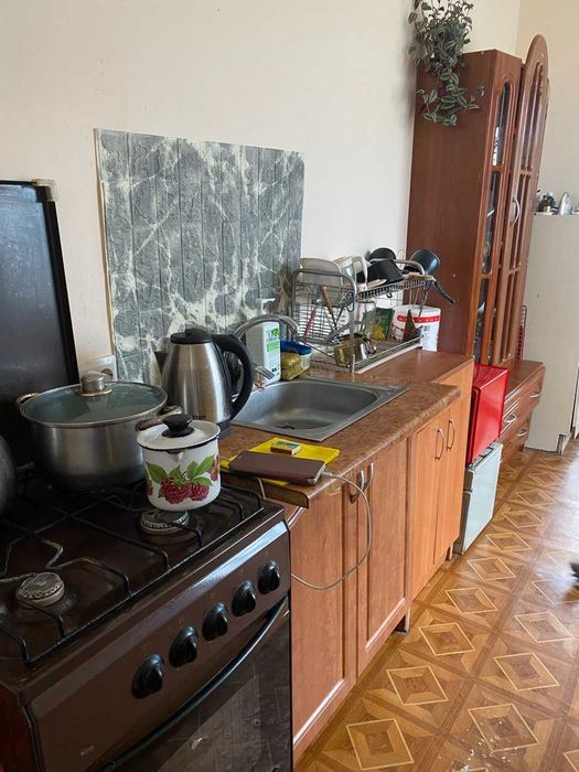 Продам будинок м. Бар, р-н пед.коледжу, ділянка 8,5 сот.