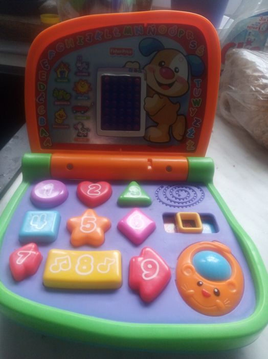 Laptop Fischer Price polsko-angielski.