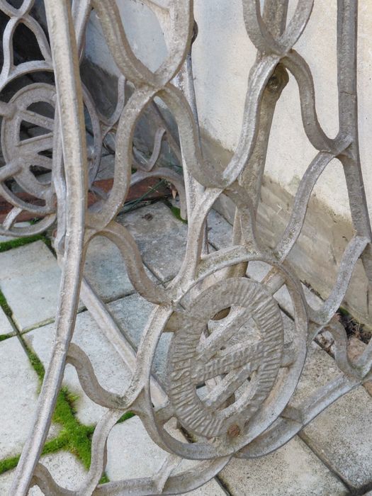 Підставка під мангал