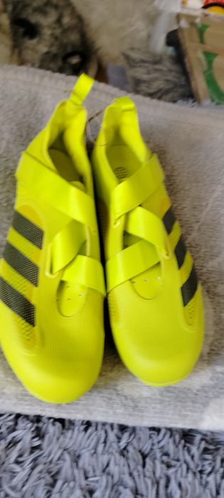 Nowe  żółte buty kolarskie Adidas The Indoor Cycling