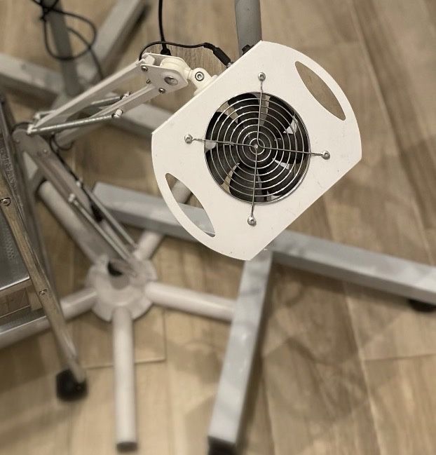 Pochlaniacz pylu do pedicure