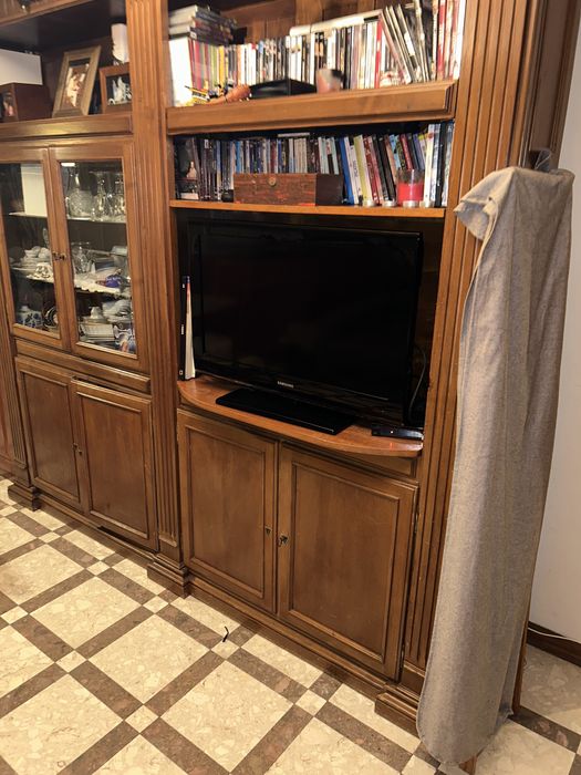 Movel de sala imperio em castanho maciço