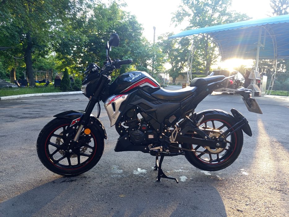Продається ліфан ср220