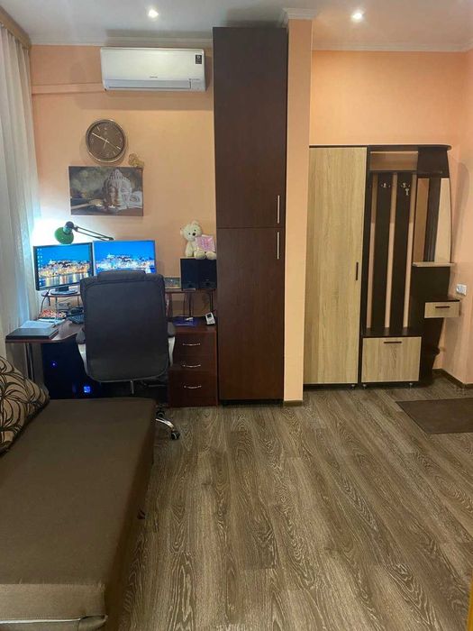 однокімнатна квартира в історичному центрі Одеси вул. Жуковського