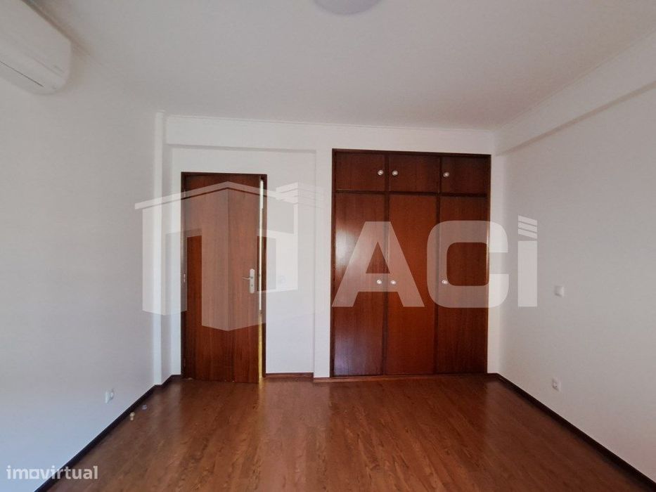 Apartamento T2 - Magnífica vista panorâmica sobre a Quinta da Porte...