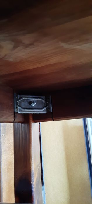 Drewniane masywne stoliki RATY