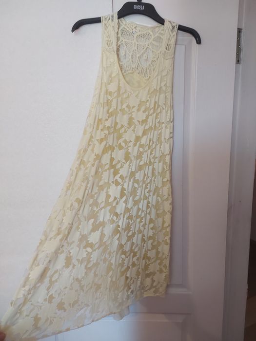 Куртка чёрная короткая на 46,синтепон теплая