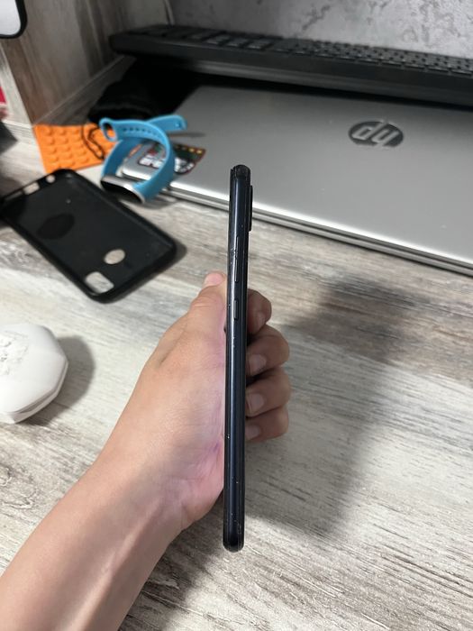 Телефон Huawei P20 lite 32GB