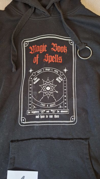 bluza z kapturem cropp Magic book of spells r. M