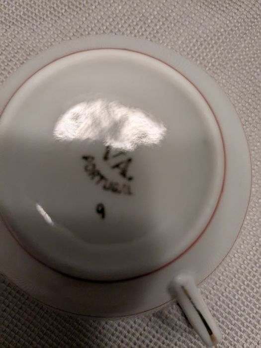 Chávenas e pires da vista alegre