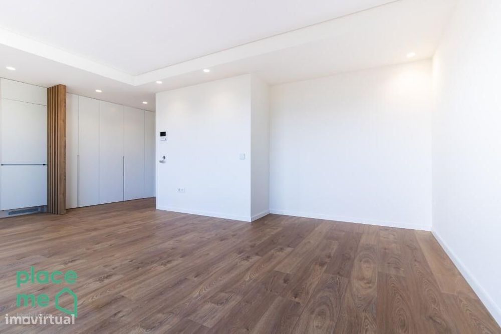 Apartamento T0 - Novo - Azurém - Equipado
