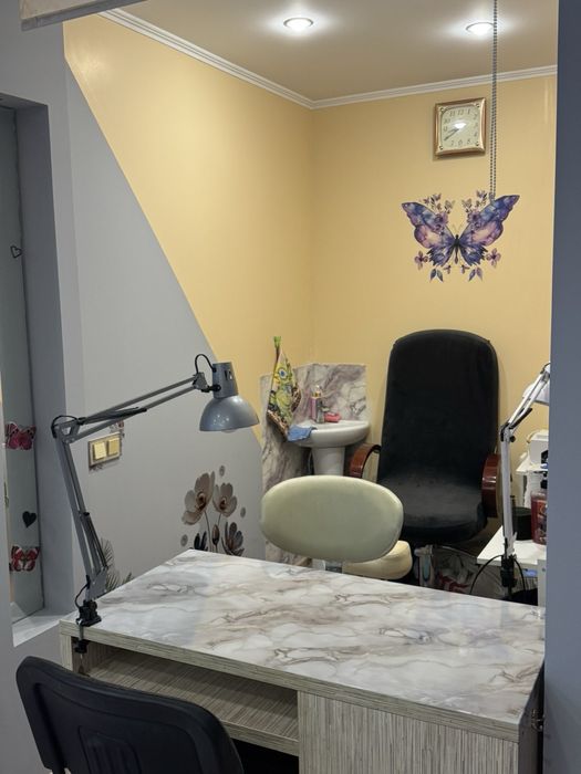 Аренда парикмахера мастера маникюра минута метро Героев труда