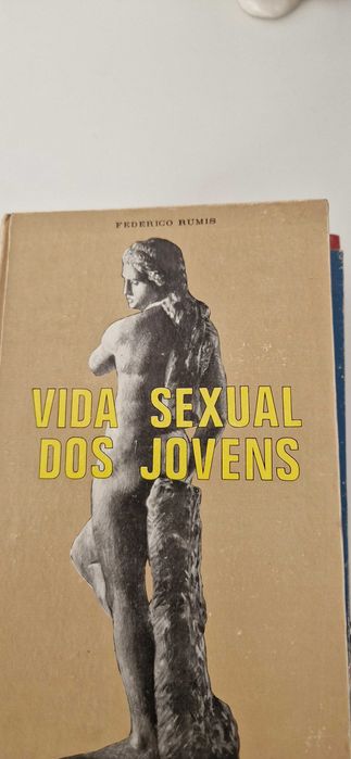 conjunto de 5 livros (pequena enciclopédia sexual e outros)