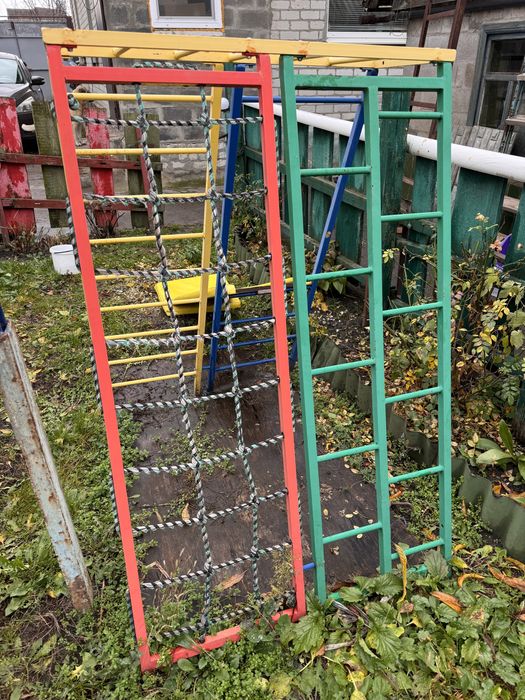 Детский комплекс,горка,спортивный уголок