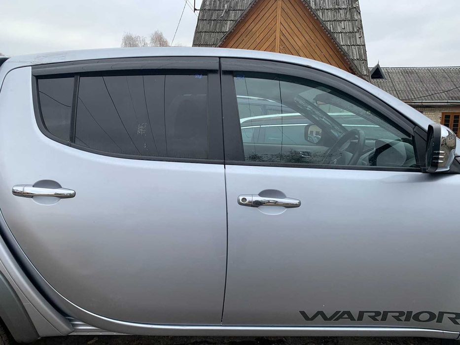 Двери Двері Дверь Передние Задние Mitsubishi L200 2005 2015