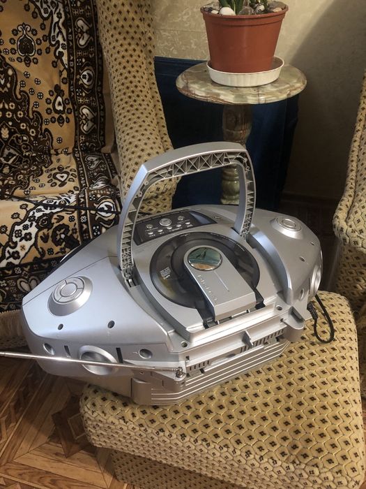 Музыкальный центр