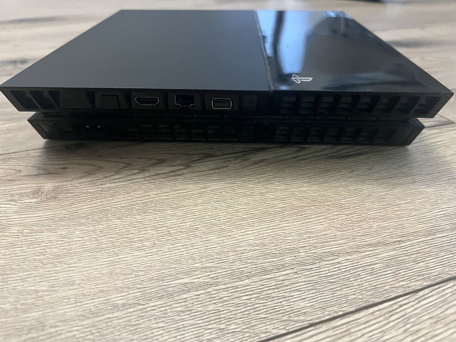 ps4 fat 500GB używany
