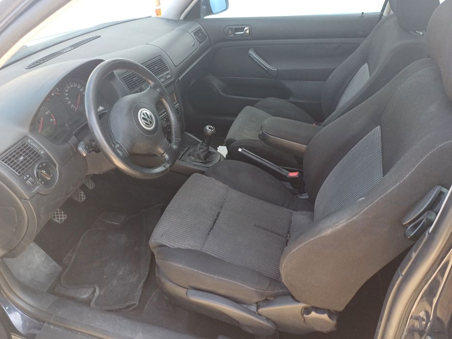 VW Golf 1.6 Conforline