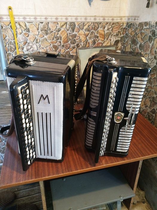 Продам Тульскі баяни в гарному стані.