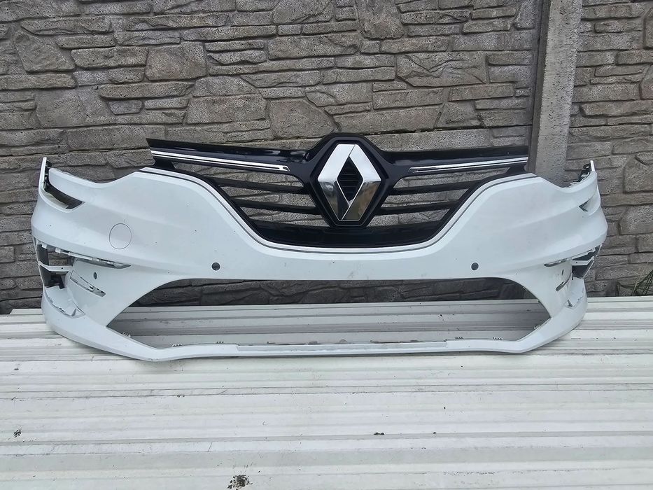 RENAULT MEGANE IV 4 lift ZDERZAK PRZOD