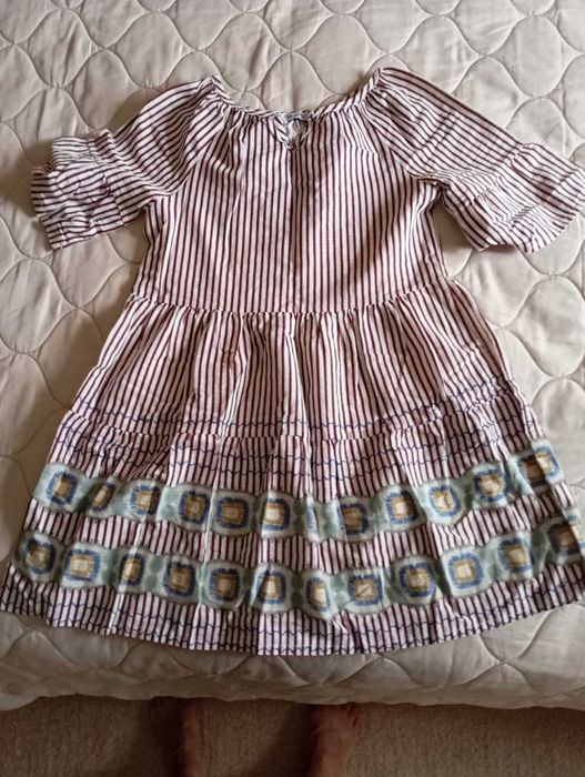 Roupa de senhora em saldos