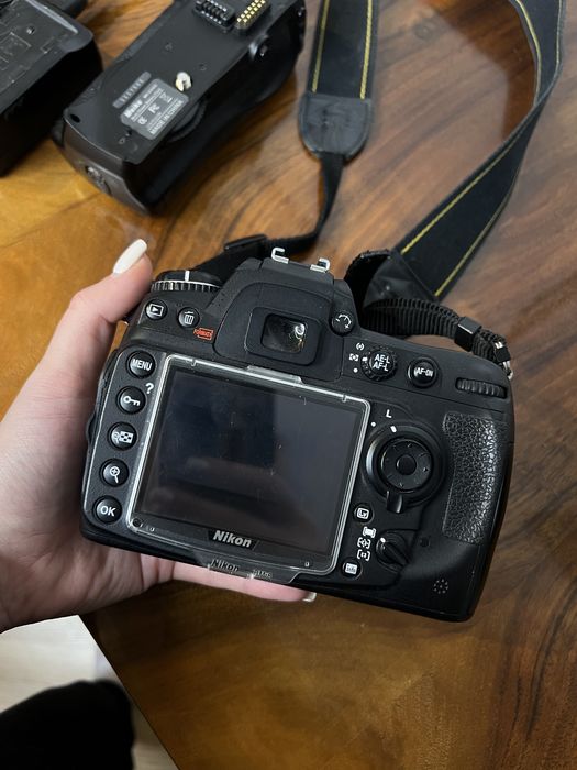 Aparat Nikon D300s + obiektyw 18-200mm f/3.5-5.6 G