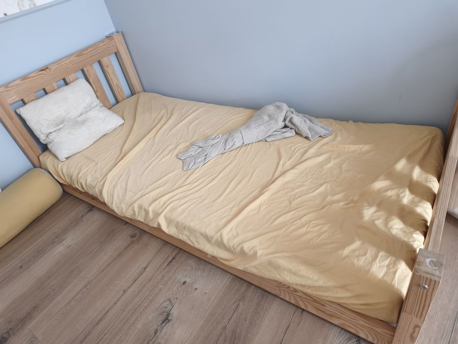 Łóżko dziecięce drewniane podłogowe 180x80