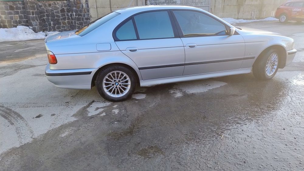 BMW 5 Е39 528І газ/бензин