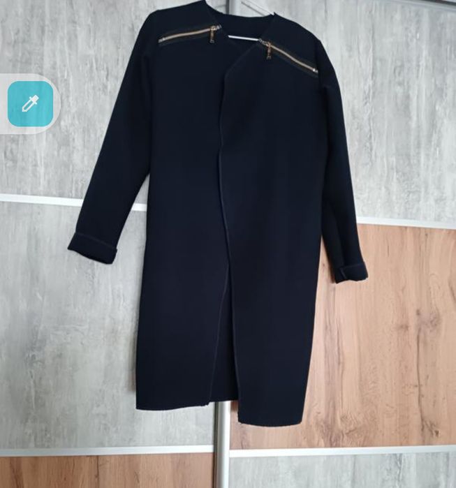 Пальто темно-синє