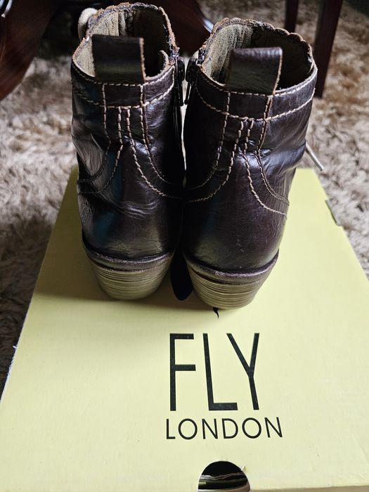 Botas Fly, T:38, como novas