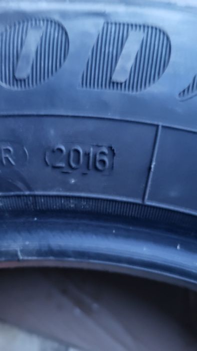 Goodyear  efficientgrip performance 195/65 r15