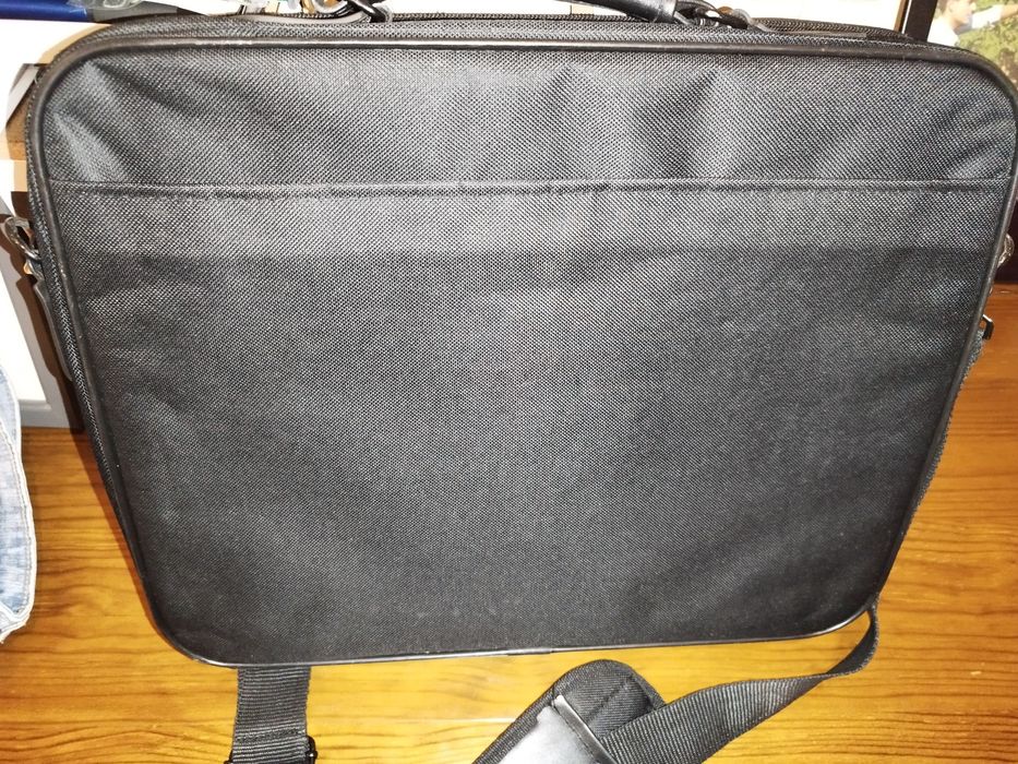 Mala portatil preto