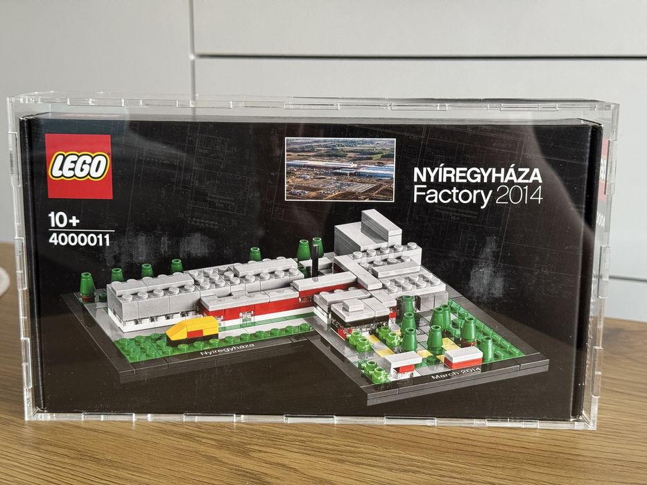 LEGO Architecture 400011 Nyiregyhaza Factory 2014
