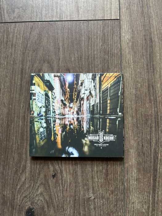 Mosad/Kocur Ludzie-Roboty-Systemy HiFi CD autografy