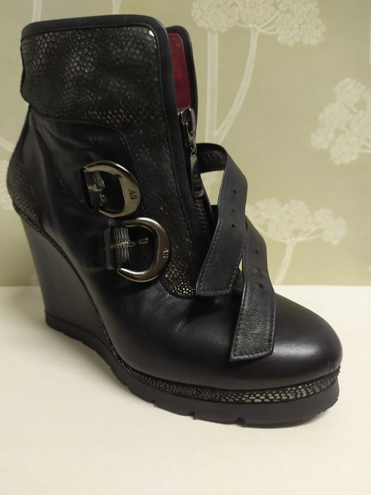 Botins cunha, couro/pele genuína, ana sousa,  tam. 37