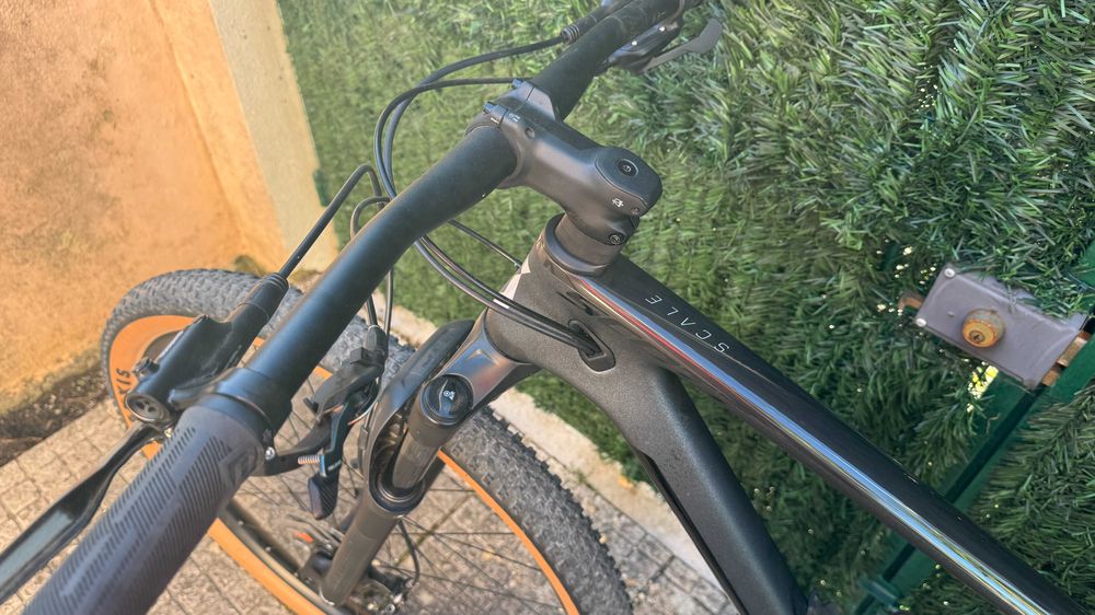 Bicicleta Scott Scale 940 Grafite Carbono M