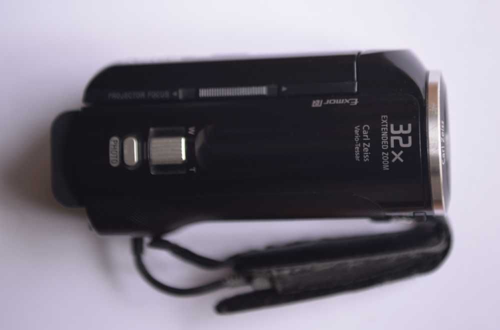 Kamera HD Sony HDR-PJ220 z projektorem