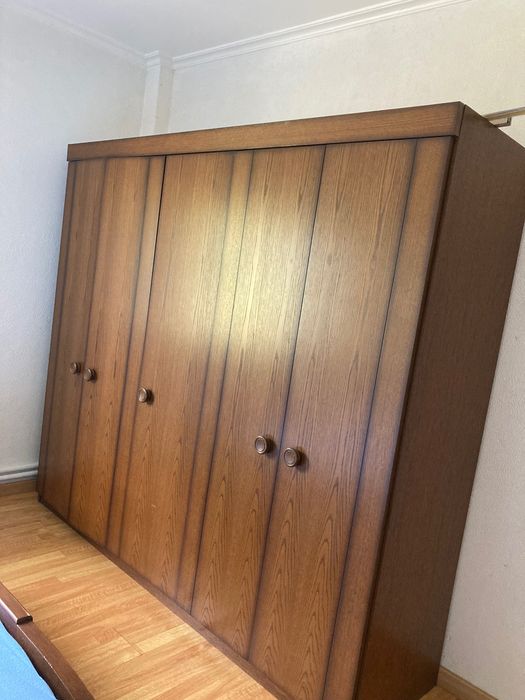 Guarda roupa bom eatado