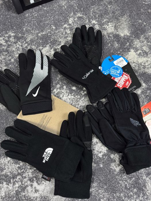 Зимові рукавички The North face